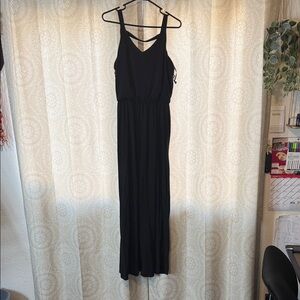 Black Women’s V-Neck Maxi Dress